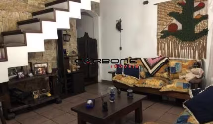 Casa com 2 quartos à venda na Rua Bucuituba, Vila Margarida, São Paulo por R$ 550.000