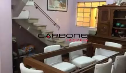 Casa com 5 quartos à venda na Rua Lutécia, Vila Carrão, São Paulo por R$ 750.000
