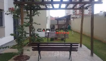 Apartamento à venda na Rua Jaboticabal, Vila Bertioga, São Paulo por R$ 420.000