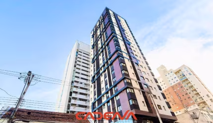 Apartamento com 2 quartos face norte e 1 vaga à venda no Centro