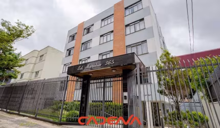 Apartamento com 3 quartos e 1 vaga à venda no Batel