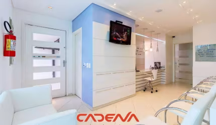 Casa comercial à venda no Santa Quitéria