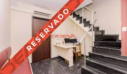 Sala duplex com 1 vaga à venda no Água Verde