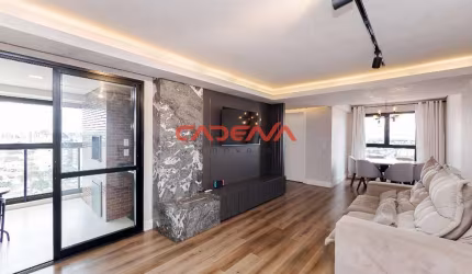 Apartamento com 2 quartos e 2 vagas à venda no Novo Mundo
