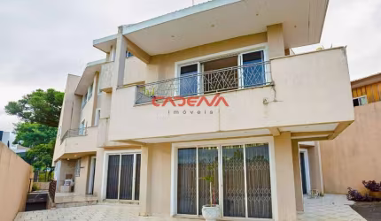Casa com 4 suítes e 3 vagas à venda no Bigorrilho