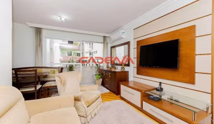 Apartamento com 3 quartos e 1 vaga à venda no Água Verde