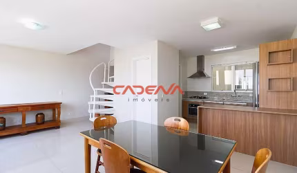Apartamento Duplex com 2 quartos e 1 vaga para aluguel no Cristo Rei