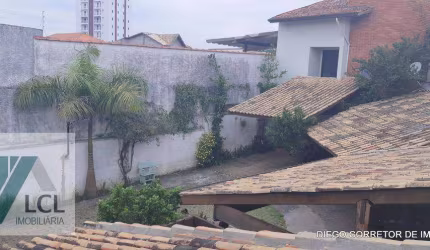 Sobrado com 3 dormitórios à venda, 126 m² por R$ 750.000,00 - Parque Assunção - Taboão da Serra/SP