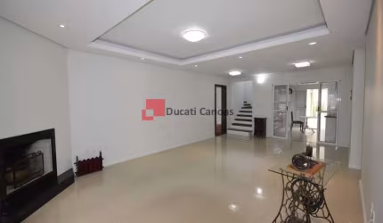 Casa para Aluguel com 4 dormitórios