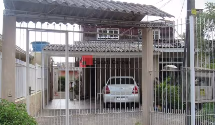 Casa com 2 quartos à venda na Rua Brasil, Centro, Canoas, 200 m2 por R$ 850.000