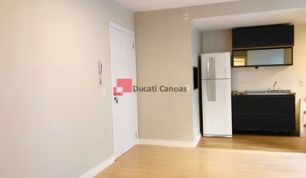 Apartamento semi-mobiliado