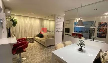 Apartamento mobiliado e decorado.