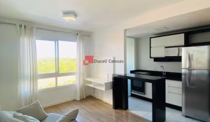 Apartamento 02 dormitórios semimobiliado.