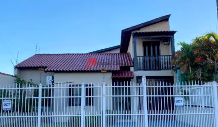 Casa com 3 quartos à venda na Rua Argélia, Estância Velha, Canoas, 177 m2 por R$ 550.000