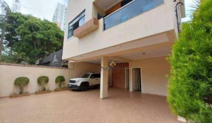 Casa com 4 dormitórios para alugar, 250 m² no Embaré - Santos/SP