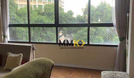 Espaçoso apartamento de 03 quartos para locação a uma quadra da praia