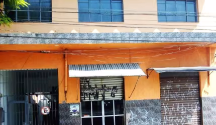 Prédio Comercial para Venda em Suzano, Centro, 8 dormitórios, 3 banheiros, 2 vagas