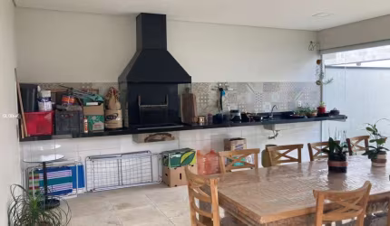 Casa em Condomínio para Venda em Taubaté, Residencial Ouroville, 4 dormitórios, 4 suítes, 5 banheiros, 2 vagas