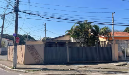 Casa para Venda em Taubaté, Chácara Do Visconde, 4 dormitórios, 2 suítes, 3 vagas