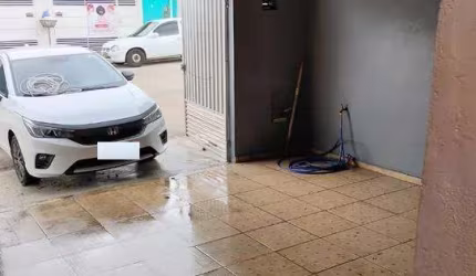Casa para Venda em Taubaté, Residencial Estoril, 2 dormitórios, 1 suíte, 2 banheiros, 2 vagas