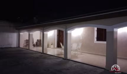 Casa para Venda em Tremembé, Centro, 3 dormitórios, 1 suíte, 2 banheiros, 2 vagas