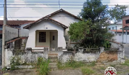 Casa para Venda em Pindamonhangaba, Bosque da Princesa, 2 dormitórios, 1 banheiro, 4 vagas