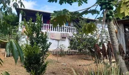 Chácara para Venda em Taubaté, Área Rural, 3 dormitórios, 2 suítes, 4 banheiros, 10 vagas