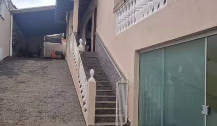 Casa para Venda em Taubaté, Chácara São Silvestre, 3 dormitórios, 1 suíte, 2 banheiros, 2 vagas