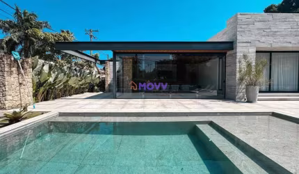 Casa linear de luxo no melhor condomínio de Camboinhas