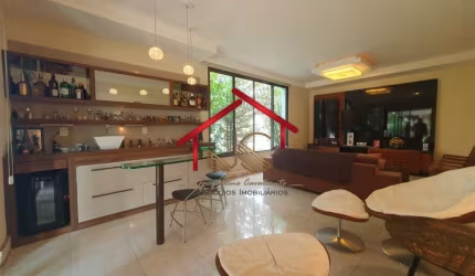 Casa à venda em Piratininga - Niterói/RJ