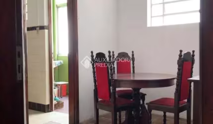 Apartamento com 2 quartos à venda na Rua Álvaro Chaves, 568, Floresta, Porto Alegre, 91 m2 por R$ 198.000
