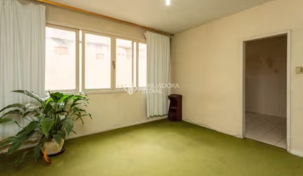 Apartamento com 3 quartos à venda na Rua Jerônimo Coelho, 30, Centro Histórico, Porto Alegre, 104 m2 por R$ 320.000