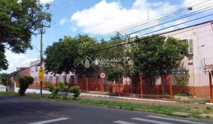 Apartamento com 3 quartos à venda na Rua Orfanotrófio, 194, Cristal, Porto Alegre, 69 m2 por R$ 250.000