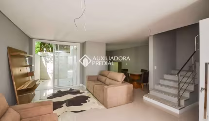 Casa em condomínio fechado com 3 quartos à venda na Avenida Coronel Marcos, 1460, Pedra Redonda, Porto Alegre, 171 m2 por R$ 850.000