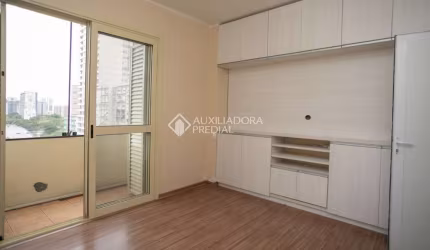 Apartamento com 3 quartos à venda na Avenida Borges de Medeiros, 1042, Centro Histórico, Porto Alegre, 82 m2 por R$ 280.000