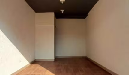 Salãoem ótimo estado todo reformado para locação na Av Casa Verde!