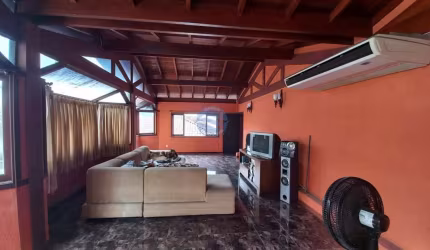 Casa sobrado a venda em Santos no Campo Grande prox. praia