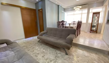Lindo apartamento a venda em Santos na Ponta da Praia