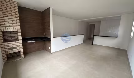 Casa de esquina a venda na Vila Belmiro Santos com piscina