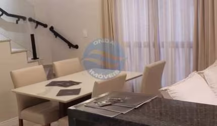 Casa triplex em village a venda em Santos no Boqueirão