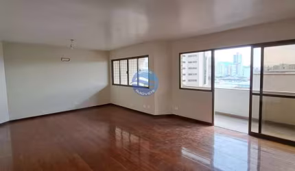 Belo apartamento a venda em Santos no Boqueirão