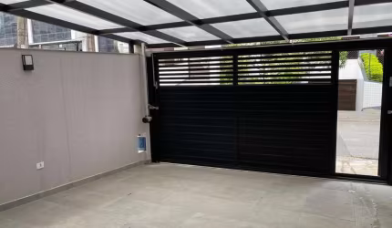 Casa a venda em Santos no Boqueirão