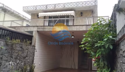 Casa sobreposta a venda em Santos no Boqueirão (Alta)