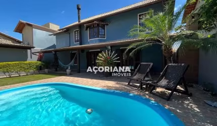 Casa com 3 dormitórios, 225 m² - venda por R$ 2.280.000,00 - Rio Tavares - Florianópolis/SC
