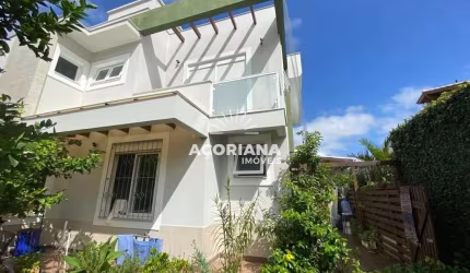 Casa com 3 dormitórios à venda, 260 m² por R$ 6.200.000,00 - Lagoa da Conceição - Florianópolis/SC