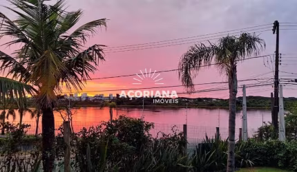 Vista Privilegiada para a Lagoa Pequena