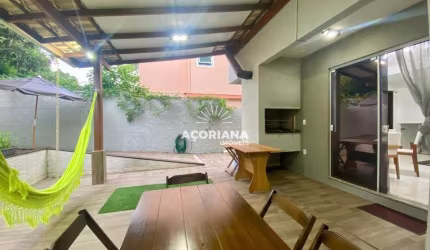 Lar doce lar no paraíso: Descubra o conforto desta casa no Campeche Florianópolis