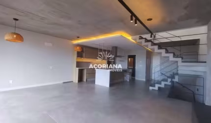 Casa 3 suítes na Lagoa da Conceição