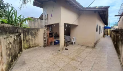 Casa para Venda em Itanhaém / SP no bairro Balneário Gaivota