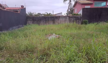 Terreno para Venda em Itanhaém / SP no bairro Jardim Lindomar